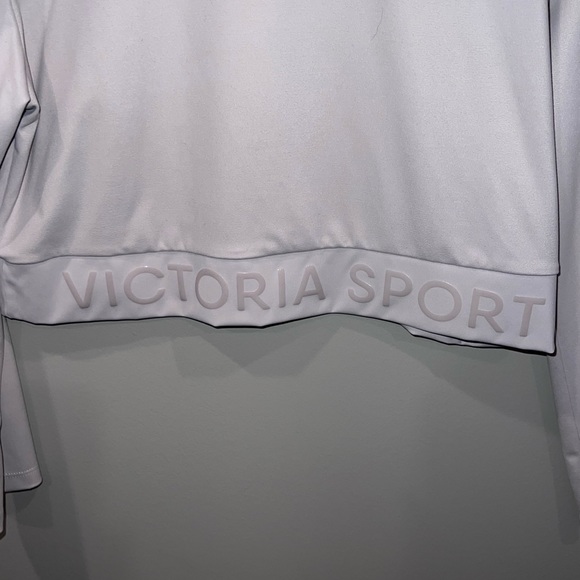 Victoria’s Secret - Picture 2 of 4